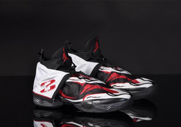 air-jordan-xx8-pe-black-white-